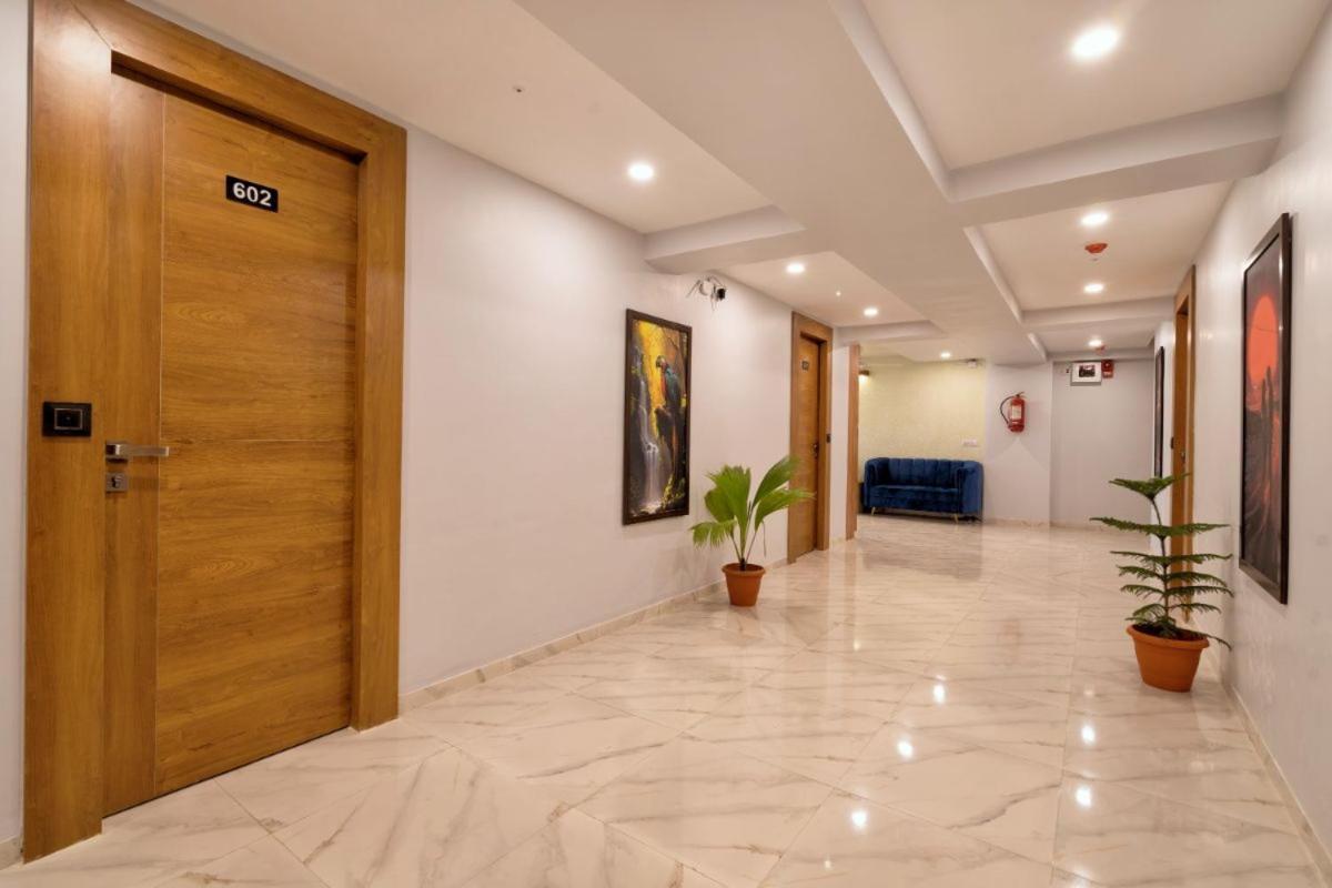 Hotel Royal 24 Ahmedabad Exterior foto