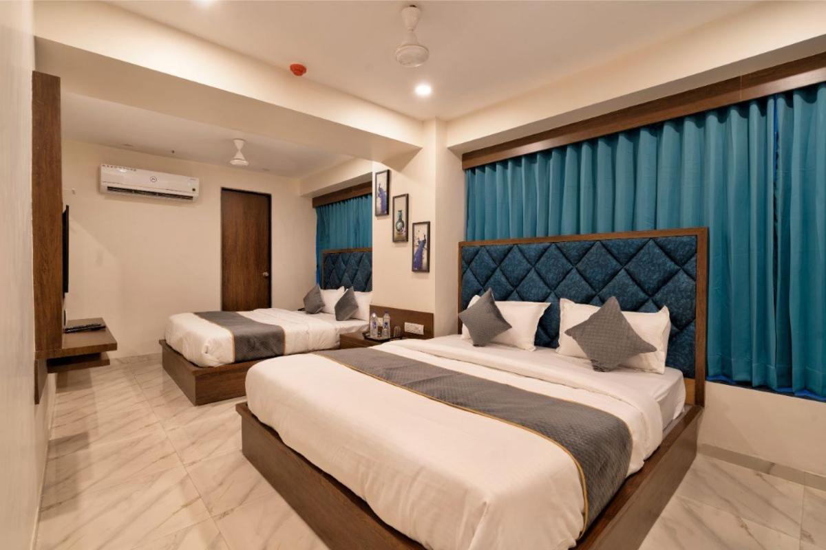 Hotel Royal 24 Ahmedabad Exterior foto